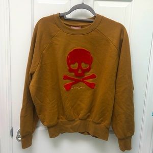 Betsey Johnson skull performance crew